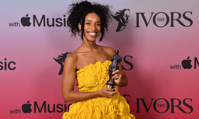 Lianne-La-Havas-Ivors-2021-winner-news-item