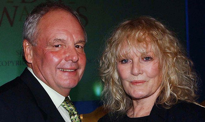 Petula-Clark-with-Tony-Hatch-Gold-Badge-Awards-2003-photo-Doug-McKenzie_661px