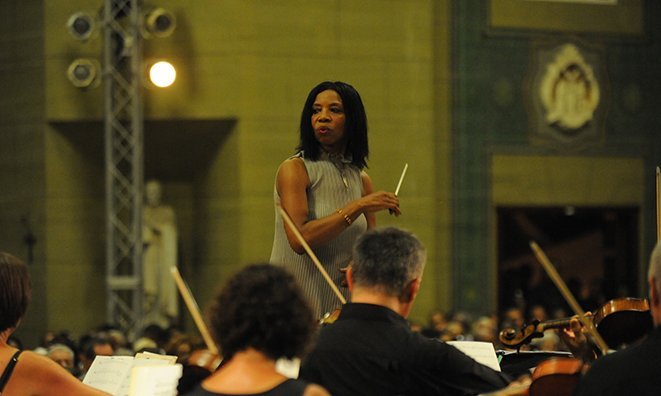 Thompson-Shirley_661px